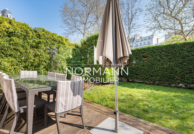 Appartement 4 pièces 264 m² · à Bois de Boulogne, Paris 16ème · 264 m² · 2 660 000 €