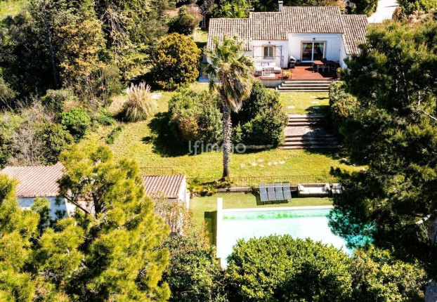 Maison 5 pièces 200 m² · à Golf-Embus-Enco de Botte-Bellons, Allauch · 200 m² · 998 000 €