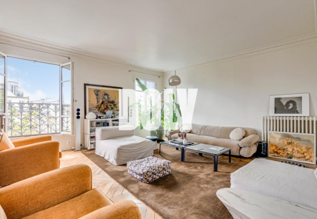 Appartement 5 pièces 120 m² · à Chateau d'Eau-Lancry, Paris 10ème · 120 m² · 1 350 000 €