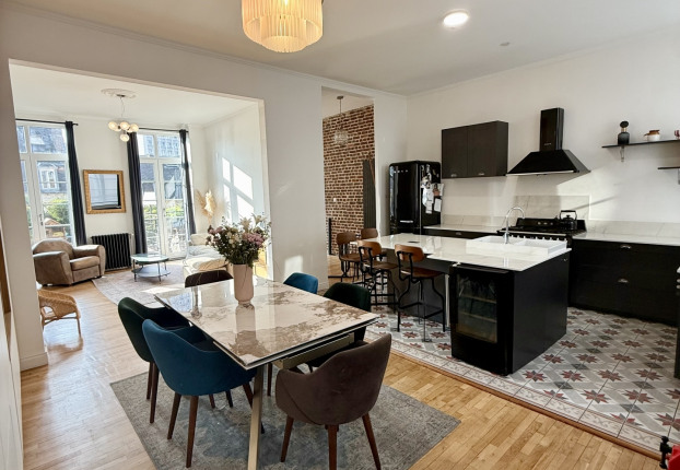 Maison 6 pièces 171 m² · à Hyper Centre, Arras · 171 m² · 499 000 €