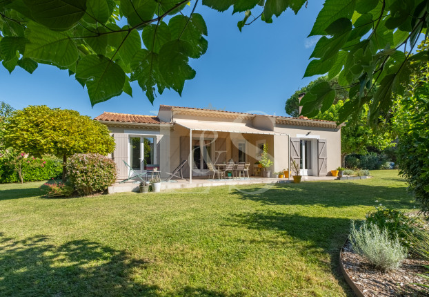 Maison 5 pièces 153 m² · à Bédoin · 153 m² · 640 000 €