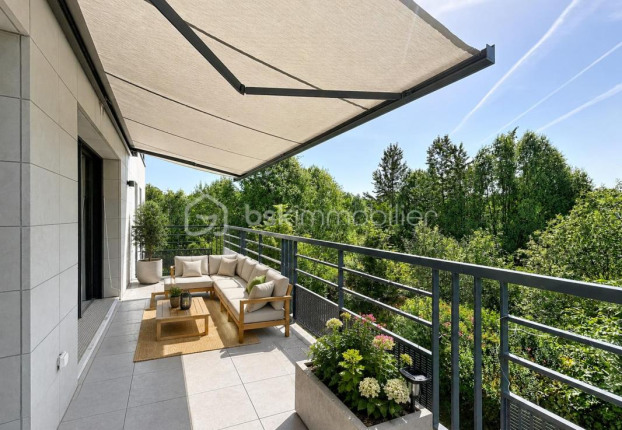 Appartement 4 pièces 92 m² · à Marnes-la-Coquette · 92,1 m² · 790 000 €