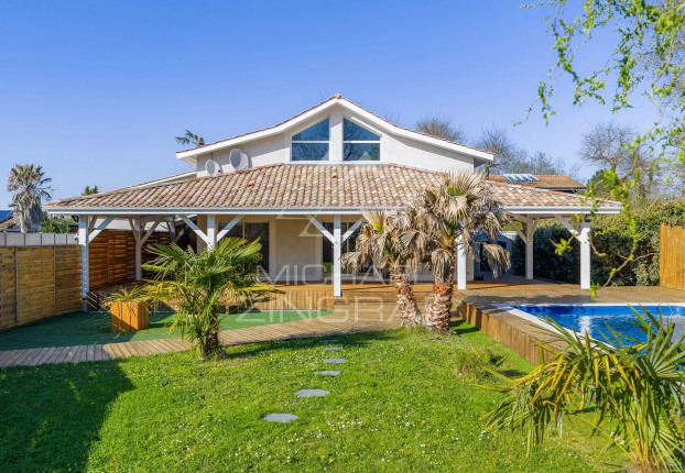 Maison 5 pièces 167 m² · à Gujan-Mestras · 166,9 m² · 679 000 €