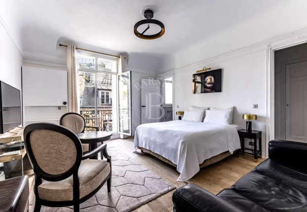Appartement 1 pièce 32 m² · à Saint Philippe du Roule, Paris 8ème · 31,9 m² · 520 000 €