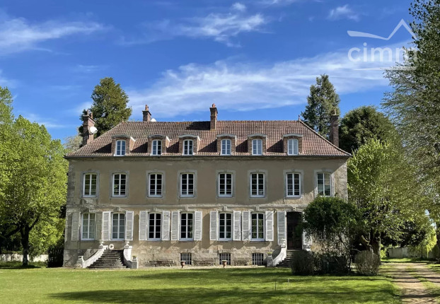 Maison 14 pièces 415 m² · à Rambouillet · 415 m² · 1 980 000 €