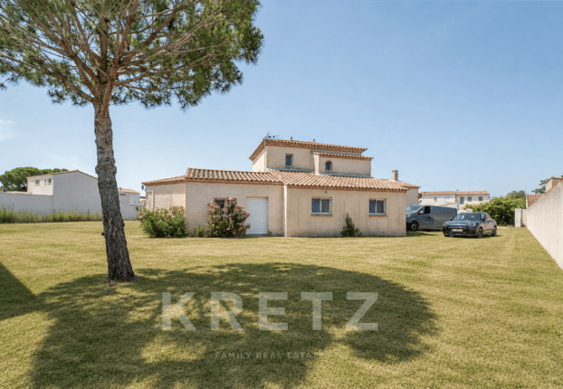 Maison 7 pièces 190 m² · à Peripherie, Aigues-Mortes · 190 m² · 920 000 €