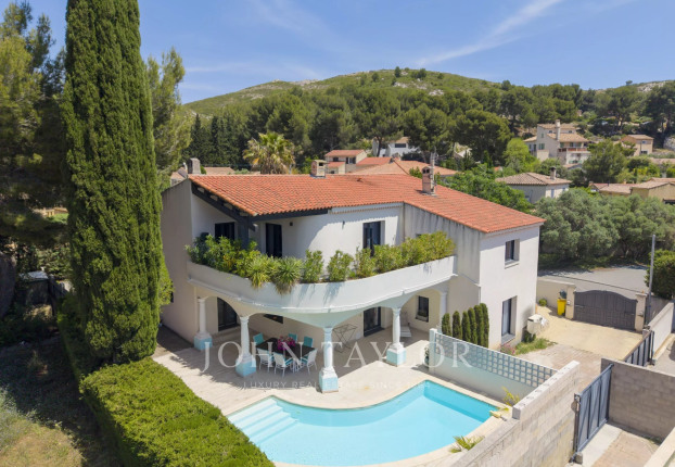 Maison 8 pièces 280 m² · à Le Rove · 280 m² · 1 370 000 €