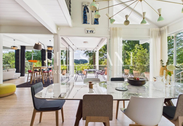 Maison 8 pièces 337 m² · à Anglet · 337 m² · 1 680 000 €