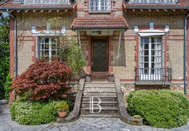 Maison 6 pièces 185 m² · à Le Chesnay-Rocquencourt · 185 m² · 1 920 000 €