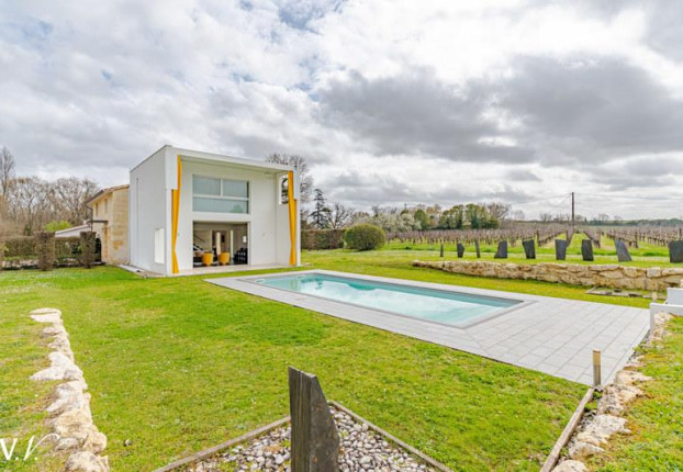 Maison 7 pièces 250 m² · à Le Plateau, Saint-Loubès · 250 m² · 945 000 €
