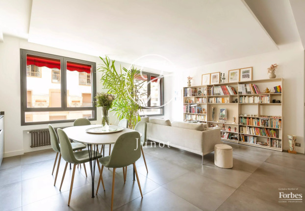Appartement 5 pièces 120 m² · à Chaillot, Paris 16ème · 119,8 m² · 1 400 000 €
