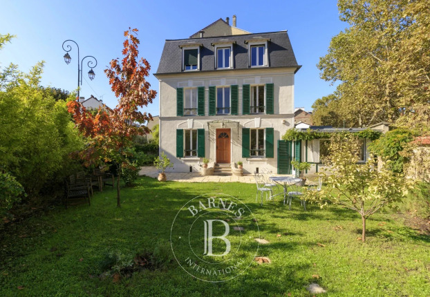 Maison 8 pièces 180 m² · à La Garenne-Colombes · 180 m² · 1 650 000 €