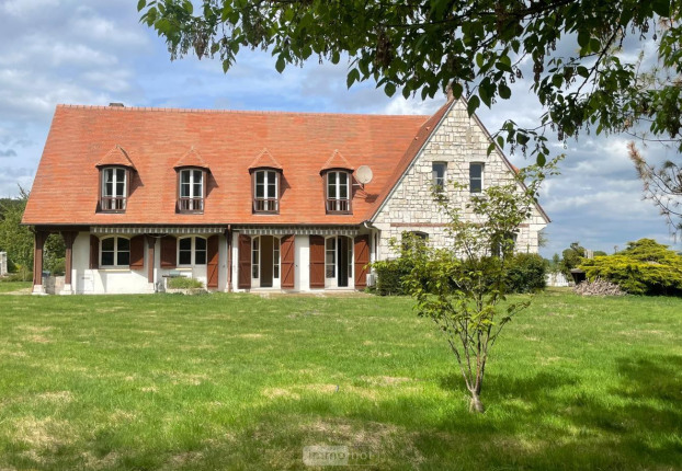 Maison 12 pièces 260 m² · à La Bouille · 260 m² · 619 300 €