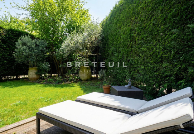 Appartement 4 pièces 145 m² · à Paris 16ème · 145 m² · 2 660 000 €