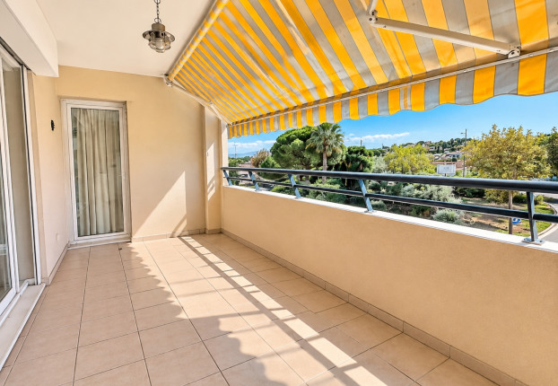 Appartement 5 pièces 109 m² · à Carqueiranne · 109 m² · 499 000 €
