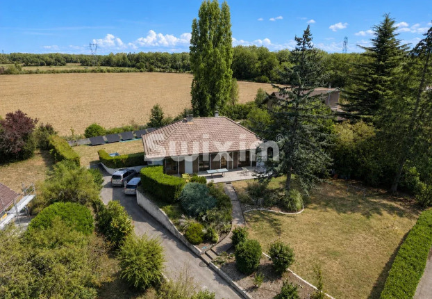 Maison 5 pièces 113 m² · à Ouest, Saint-Genis-Pouilly · 113 m² · 695 000 €