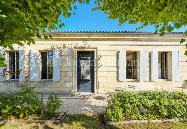 Maison 6 pièces 164 m² · à Blanquefort · 164 m² · 820 000 €