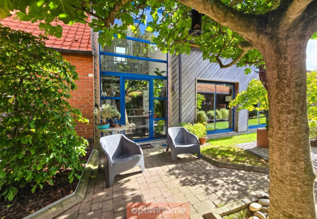 Maison 8 pièces 247 m² · à Est, Achicourt · 247 m² · 595 000 €