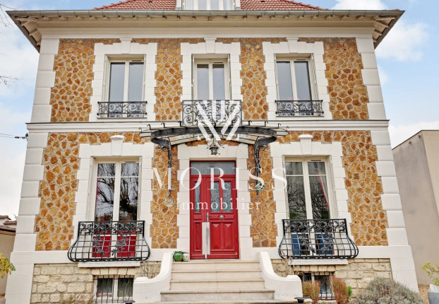 Maison 8 pièces 247 m² · à Saint-Maur-des-Fossés · 247 m² · 1 550 000 €