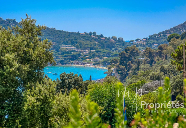 Maison 8 pièces 300 m² · à Rayol-Canadel-sur-Mer · 300 m² · 1 750 000 €