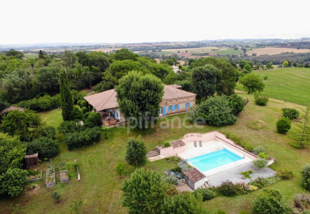 Maison 6 pièces 280 m² · à Endoufielle · 280 m² · 733 000 €