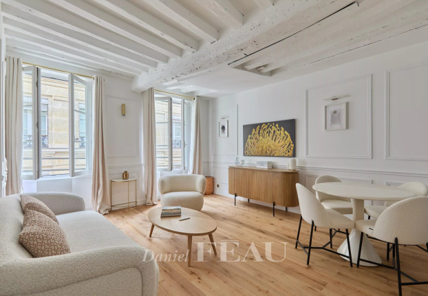Appartement 3 pièces 53 m² · à Saint Thomas d'Aquin, Paris 7ème · 53,5 m² · 1 145 000 €