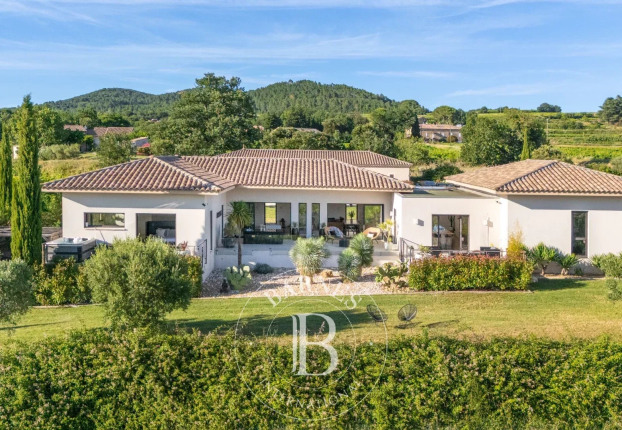 Maison 7 pièces 252 m² · à Tresques · 252 m² · 1 680 000 €