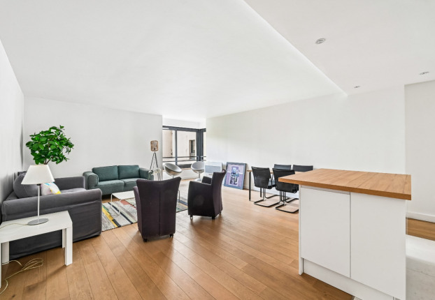 Appartement 5 pièces 105 m² · à Citroën-Boucicaut, Paris 15ème · 105 m² · 977 000 €