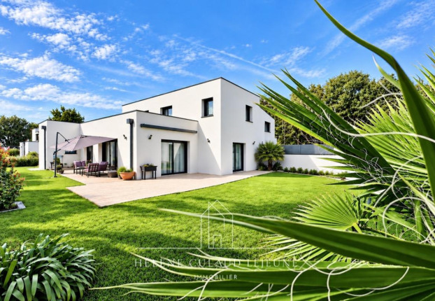 Maison 6 pièces 138 m² · à Saint-Avé · 138 m² · 535 000 €