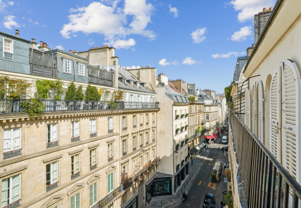 Appartement 5 pièces 96 m² · à Saint Thomas d'Aquin, Paris 7ème · 95,7 m² · 1 765 000 €
