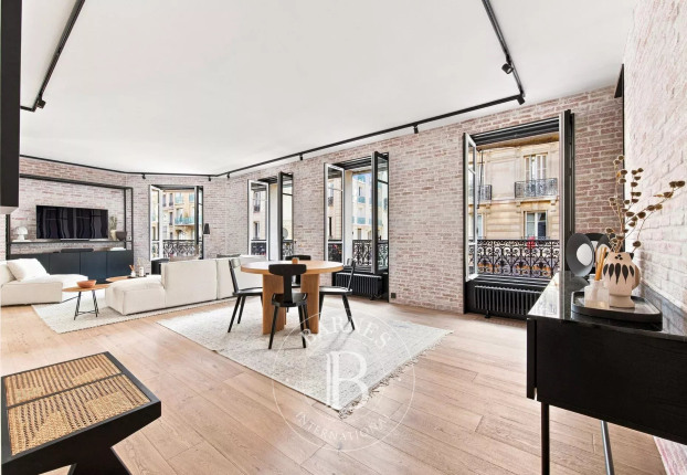 Appartement 2 pièces 79 m² · à Saint Merri, Paris 4ème · 78,8 m² · 1 230 000 €