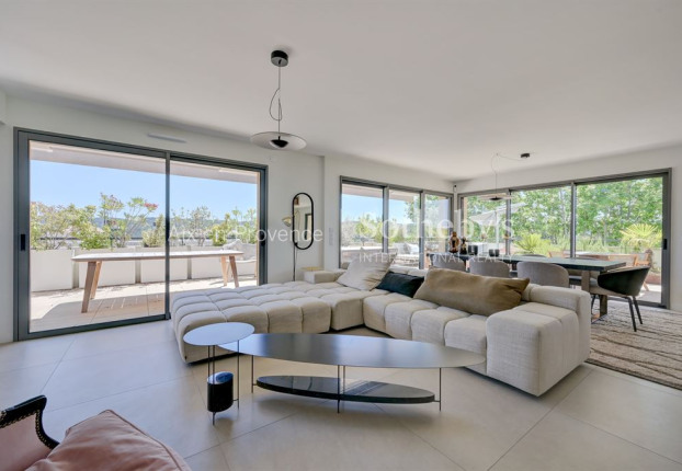 Appartement 5 pièces 135 m² · à Aix-en-Provence · 135 m² · 1 990 000 €