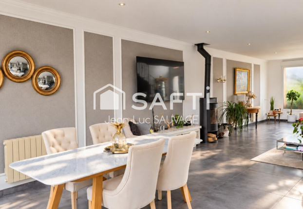 Maison 6 pièces 200 m² · à Nieppe · 200 m² · 535 000 €