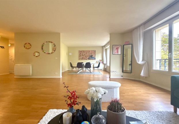 Appartement 4 pièces 98 m² · à Dupleix-Motte Picquet, Paris 15ème · 98 m² · 1 250 000 €
