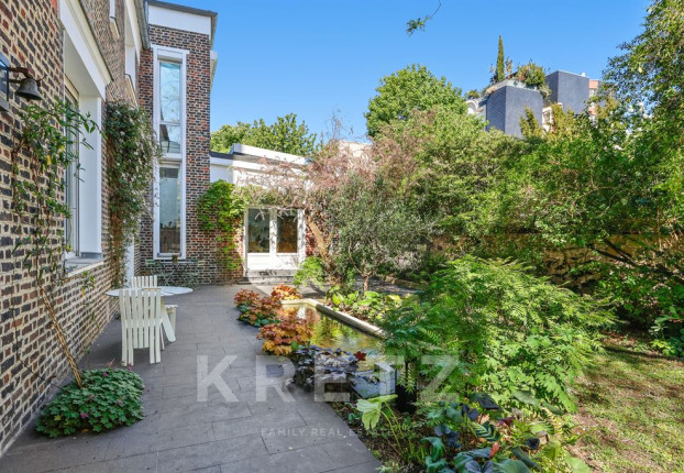 Maison 8 pièces 469 m² · à Montsouris Dareau, Paris 14ème · 469 m² · 8 500 000 €