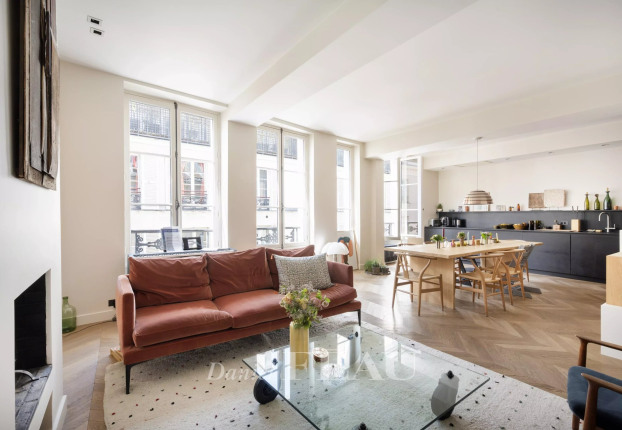 Appartement 5 pièces 100 m² · à Saint Thomas d'Aquin, Paris 7ème · 100,1 m² · 2 390 000 €