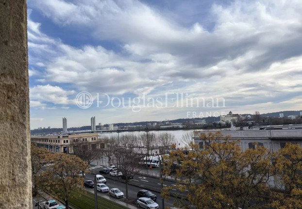 Appartement 3 pièces 144 m² · à Bordeaux · 144 m² · 598 000 €