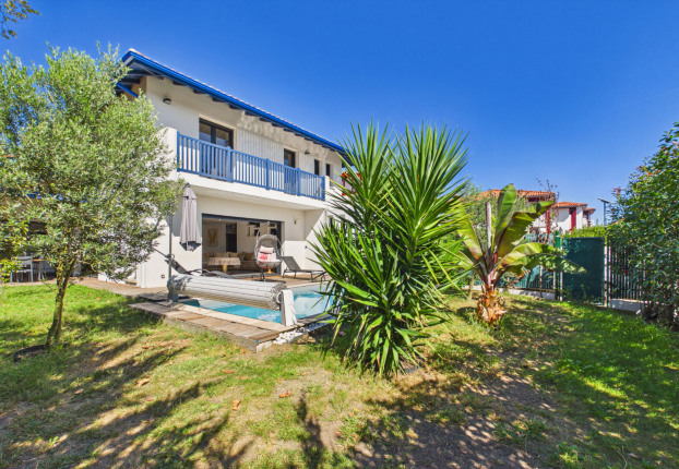 Maison 7 pièces 192 m² · à Arbonne · 192 m² · 1 250 000 €