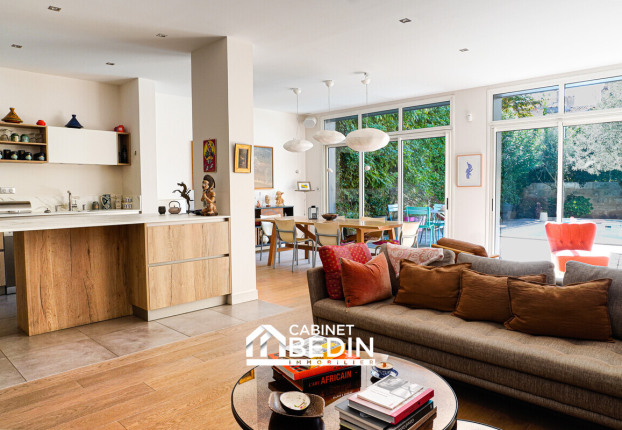 Maison 7 pièces 225 m² · à Bordeaux · 225 m² · 1 520 000 €
