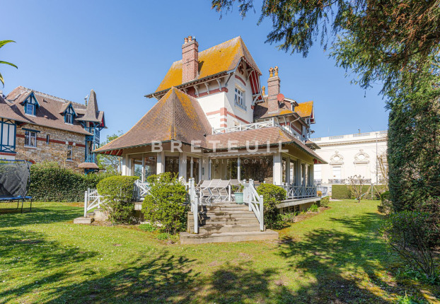 Maison 10 pièces 390 m² · à Deauville · 390 m² · 3 000 000 €