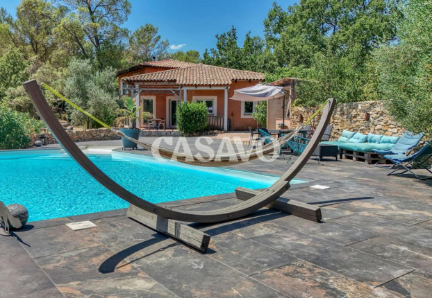 Maison 7 pièces 232 m² · à Tourves · 232 m² · 740 000 €
