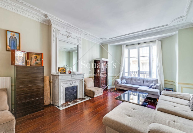 Appartement 5 pièces 119 m² · à Ecole Militaire, Paris 7ème · 119 m² · 1 590 000 €