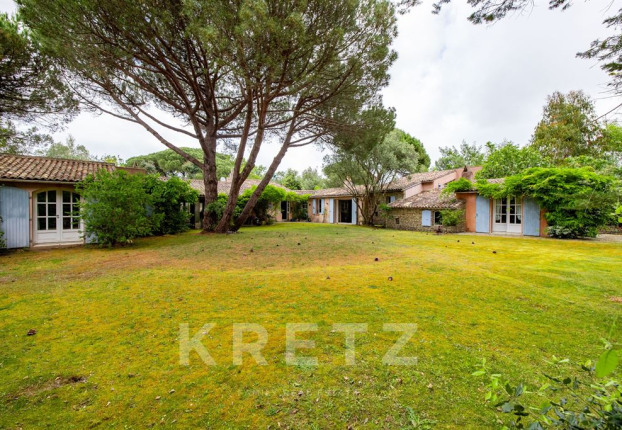 Maison 10 pièces 257 m² · à Les Portes-en-Ré · 257 m² · 2 625 000 €