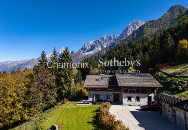 Maison 12 pièces 476 m² · à Les Houches · 476 m² · 4 800 000 €