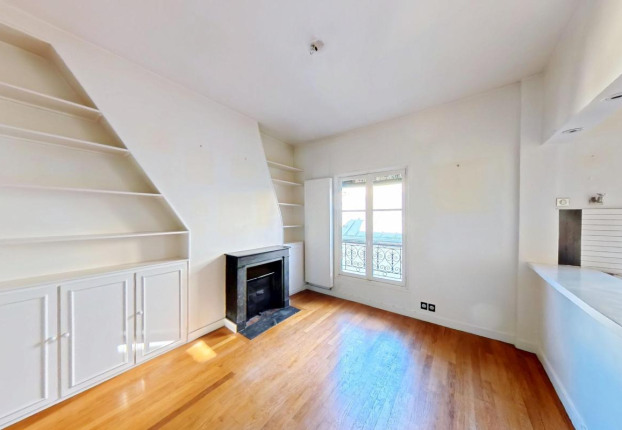 Appartement 5 pièces 94 m² · à Saint Thomas d'Aquin, Paris 7ème · 94 m² · 1 975 000 €