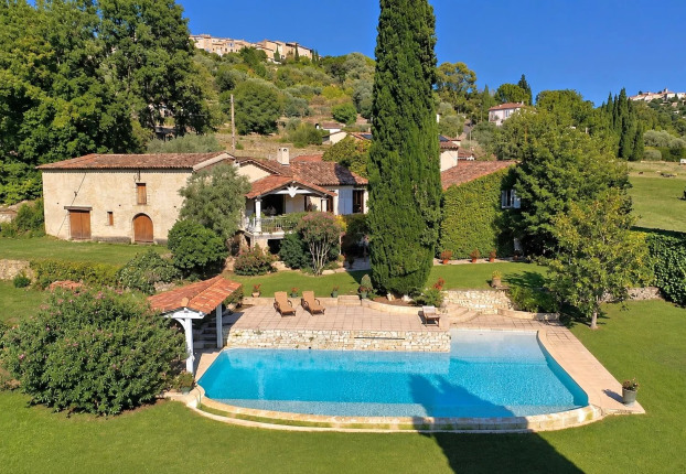 Maison 9 pièces 300 m² · à Callian · 300 m² · 1 365 000 €
