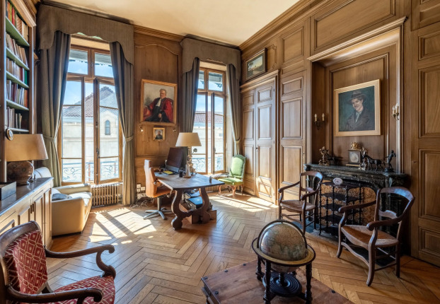 Appartement 13 pièces 351 m² · à Cordeliers-Célestins-Bourse, Lyon 2ème · 351,4 m² · 1 500 000 €
