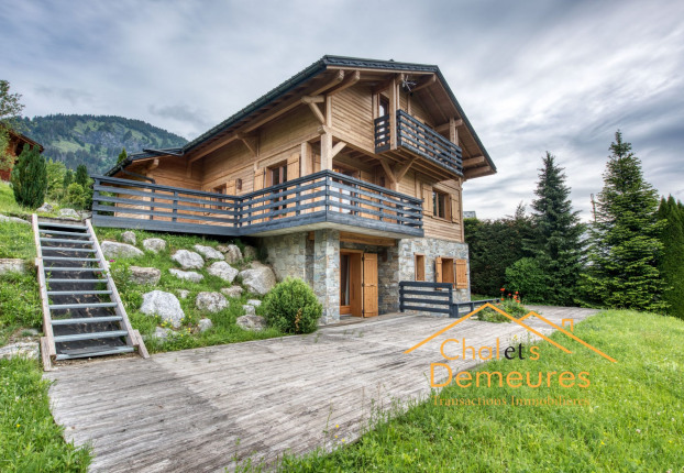 Maison 8 pièces 151 m² · à Praz-sur-Arly · 151 m² · 1 300 000 €