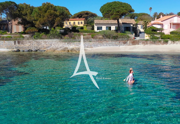 Maison 6 pièces 270 m² · à Grimaud · 270 m² · 9 950 000 €