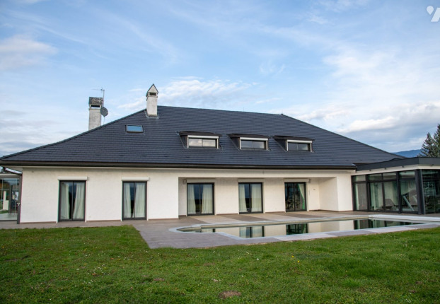 Maison 19 pièces 680 m² · à Vétraz-Monthoux · 680 m² · 5 300 000 €